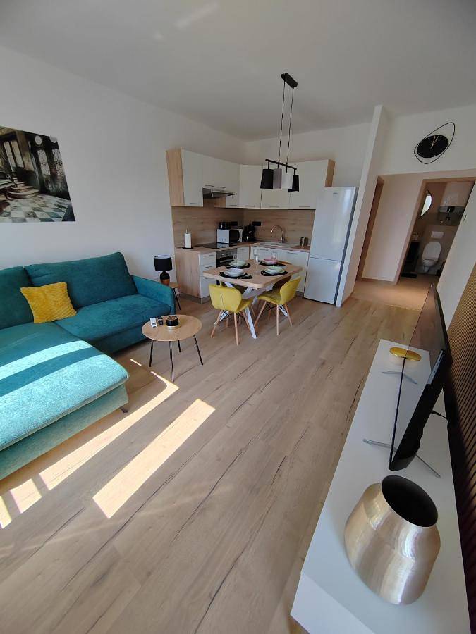 Ferienwohnung für 5 Personen, mit Ausblick und Balkon