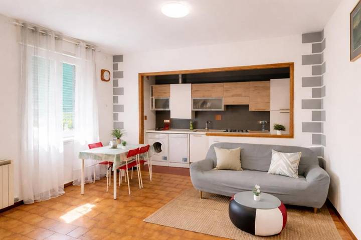 Chambre d’hôte pour 3 personnes, avec vue ainsi que terrasse et jardin à Mestre - 2