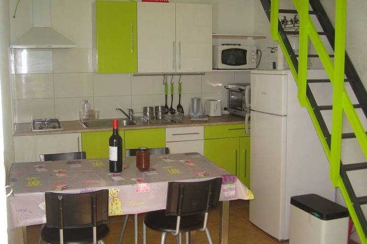 Location de vacances pour 4 personnes à Montséret - 2