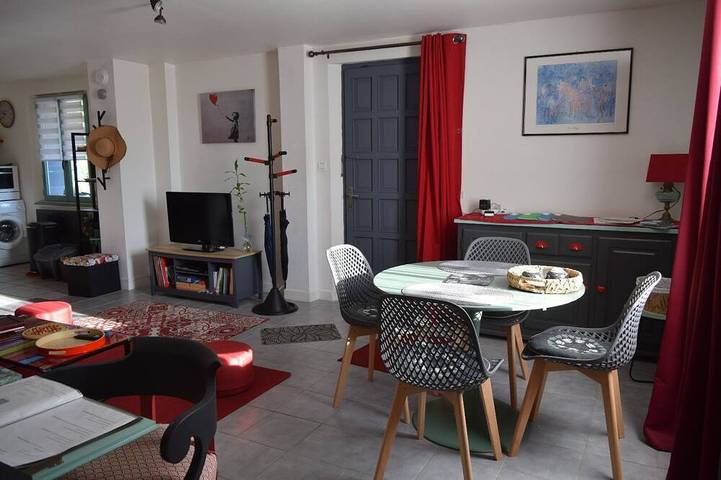 Gîte pour 2 personnes, avec jardin, animaux acceptés
