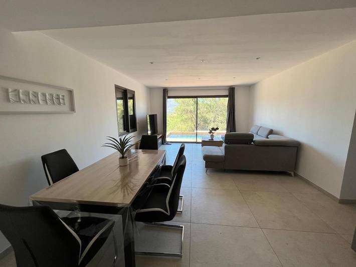 Villa pour 6 personnes, avec terrasse ainsi que vue et piscine à Corbara - 3