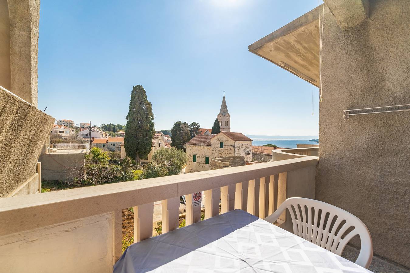 Zimmer mit Balkon und Meerblick Sumartin, Brac S-13285-a in Sumartin, Brac