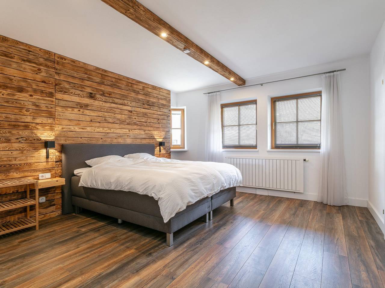 Entire apartment, Large holiday apartment right by the ski lift in Westendorf (Tirol), Kaiser mountains