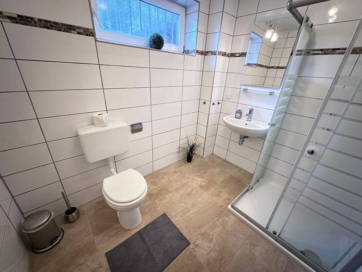 Großes Ferienhaus mit Garten, inkl. Parkplatz & Wlan - ruhig, familienfreundlich in Bad Doberan (Stadt), Bad Doberan