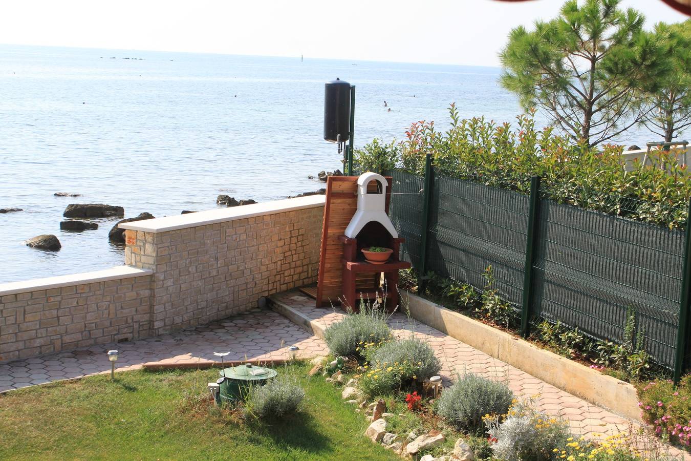 Ganze Wohnung, 1-Zimmer-Ferienwohnung am Strand Zambratija, Umag A-6997-a in Zambratija, Umag und Umgebung