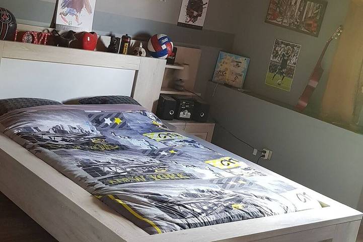 Location de vacances pour 8 personnes, avec jardin à Bournel - 2