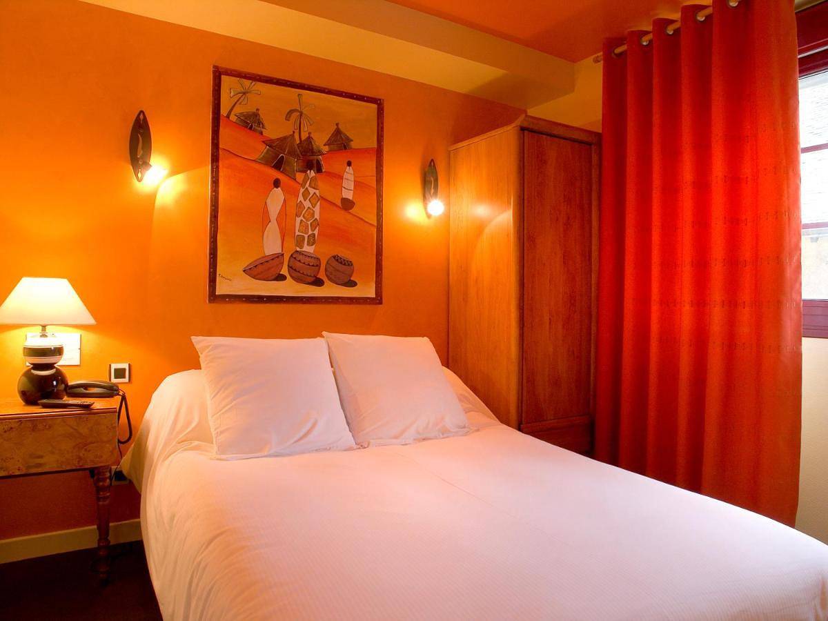 Double Room in Issoudun, Région d'Issoudun