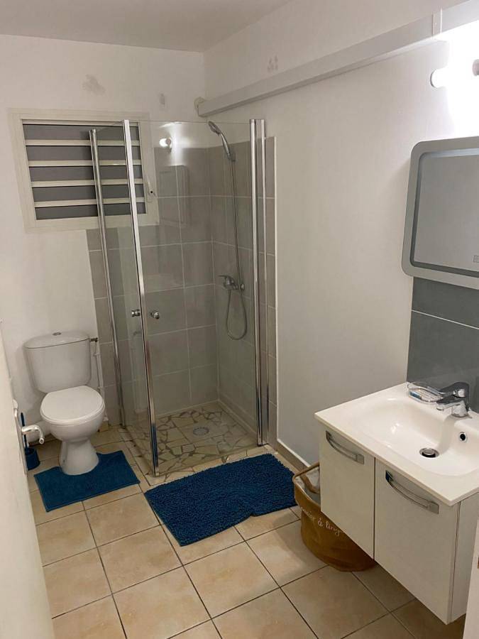 Gîte pour 2 personnes, avec piscine et terrasse dans Plage de Saint-Félix - 2