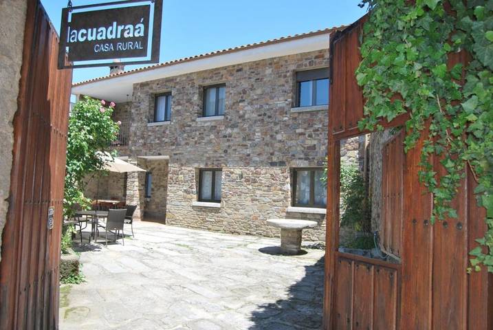 Maison de campagne pour 12 personnes, avec vue et jardin à Linares de Riofrío