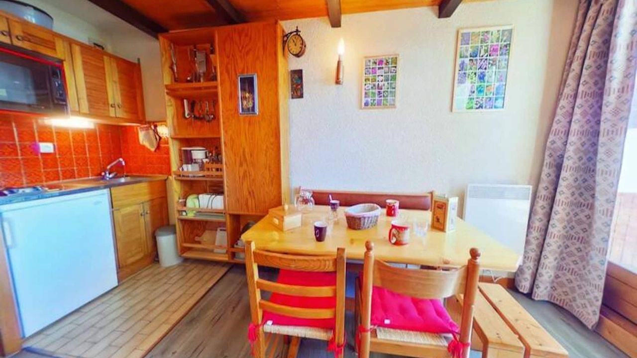 Apartamento vacacional entero, Apartamento de vacaciones para 5 personas con balcón in Les Saisies, Albertville region