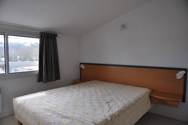 Gîte pour 4 personnes, avec jardin dans Maubuisson - 2