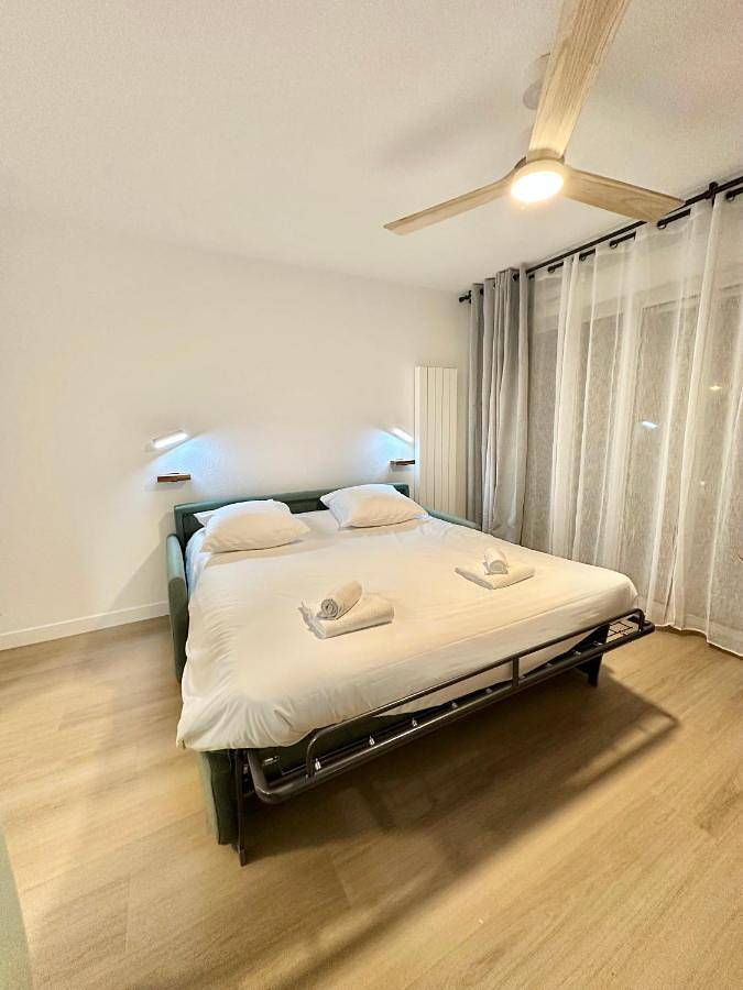 Gîte pour 4 personnes, avec terrasse et piscine, animaux acceptés dans Golf De La Nivelle