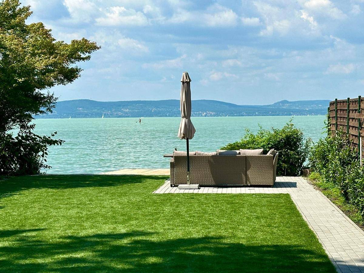 Sunny Private Beach in Balatonlelle, Plattensee Südufer
