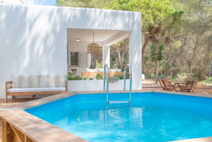 Gîte pour 7 personnes, avec Terrasse ainsi que Jardin et Bassin pour enfant dans Ibiza