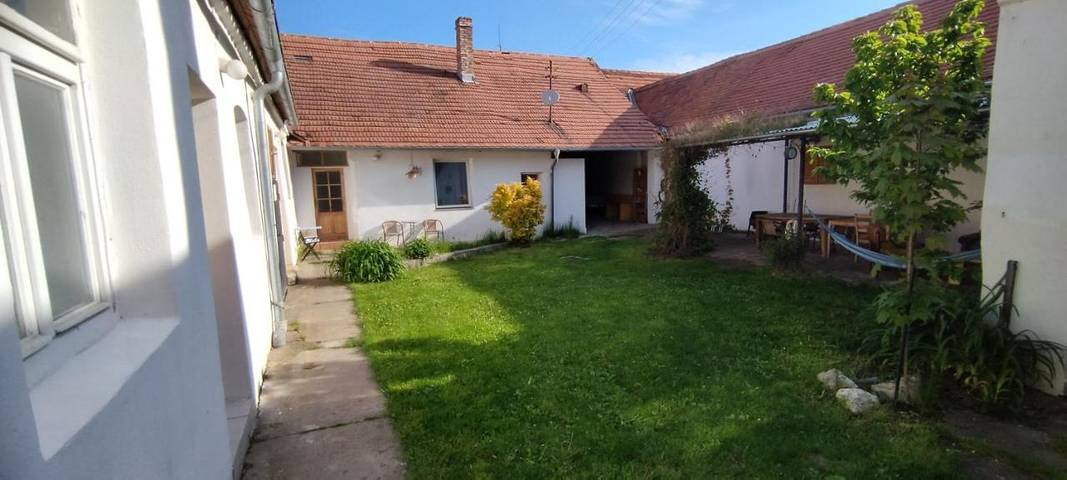 Gästehaus für 2 Personen, mit Terrasse und Garten sowie Ausblick - 1