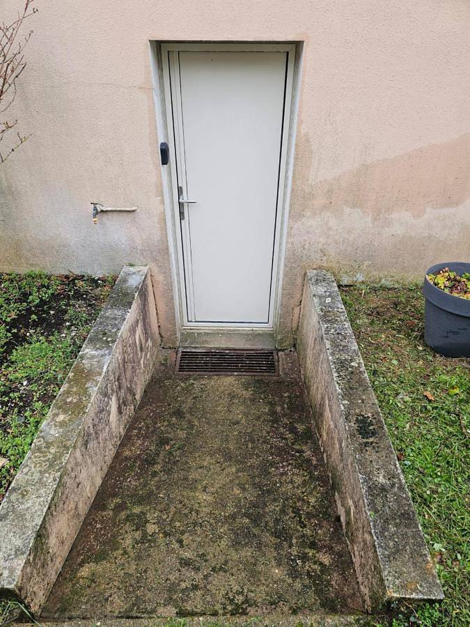 Gîte pour 4 personnes, avec terrasse et jardin à Naintré - 4