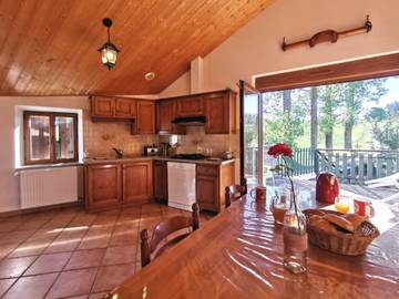 Gîte pour 2 Personnes dans Saint-Romain-Lachalm, Massif central, Photo 2