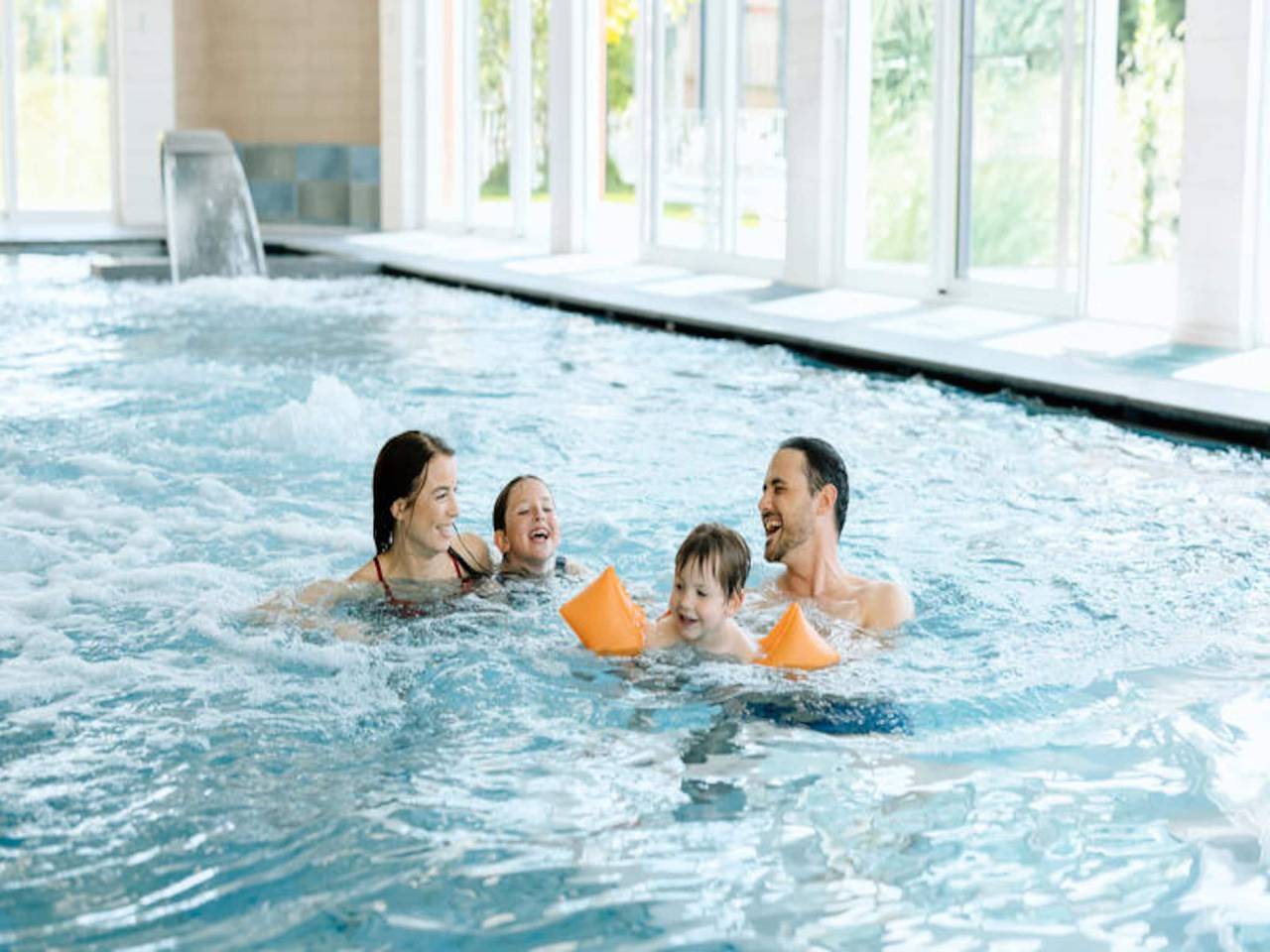 Entire apartment, Apartment in France with Aquatic Complex in Bagnoles-de-l'Orne, Parc naturel régional Normandie-Maine