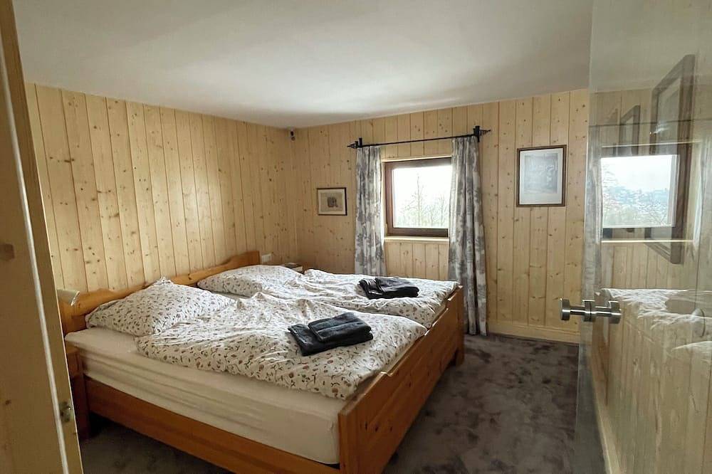 Urgemütliches Ferienhaus in Alleinlage mit traumhaftem Fernblick in Kollnburg, Ostbayern