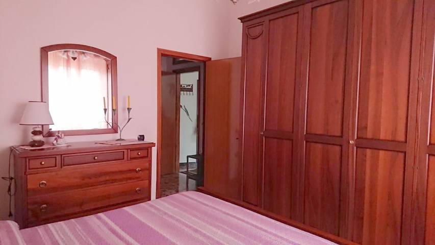 Location de vacances pour 3 personnes, avec terrasse à Guspini - 4