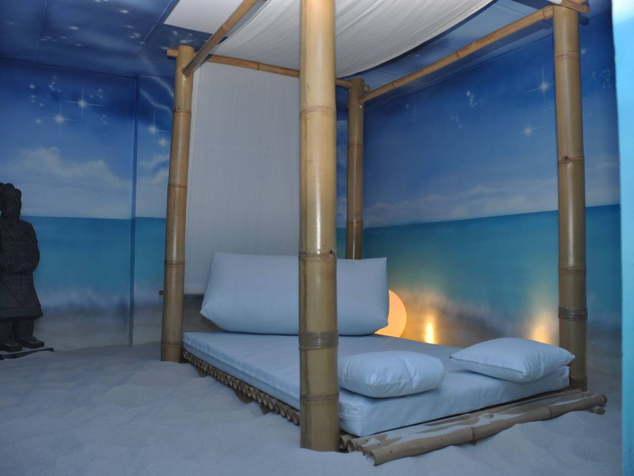 Hotel Hellers Twenty Four Ii - Sonnenbergstraße - Superior Doppelzimmer, 17qm mit eigenem Badezimmer, max. 2 Erwachsene + 1 Kind in Friedrichshafen, Region Bodensee-Oberschwaben