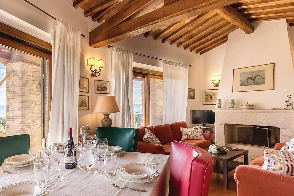 Bella casa a Orvieto Tr con piscina privata, utilizzabile sia all'interno. in Orvieto, Provincia di Terni