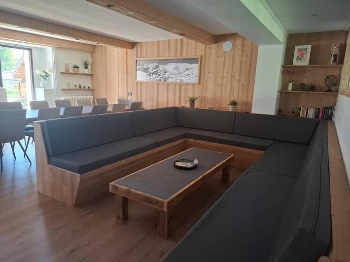 Chalet voor 15 personen, with Balkon and Terras as well as Tuin and Sauna in Saint-Jean-d'Arves