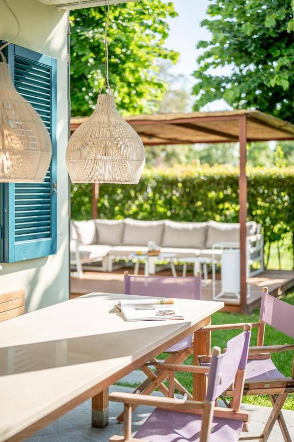 Superior Villa in Forte dei Marmi, Riviera Toscana