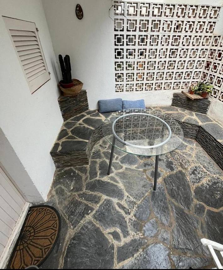 Appartement de vacances pour 2 personnes, avec jardin ainsi que vue et balcon