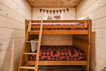 Chalet for 12 Guests in Pigeon Forge, Sevier County, Picture 1