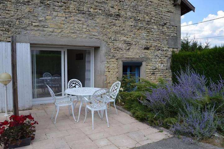 Location de vacances pour 6 personnes, animaux acceptés dans Bazincourt-sur-Saulx