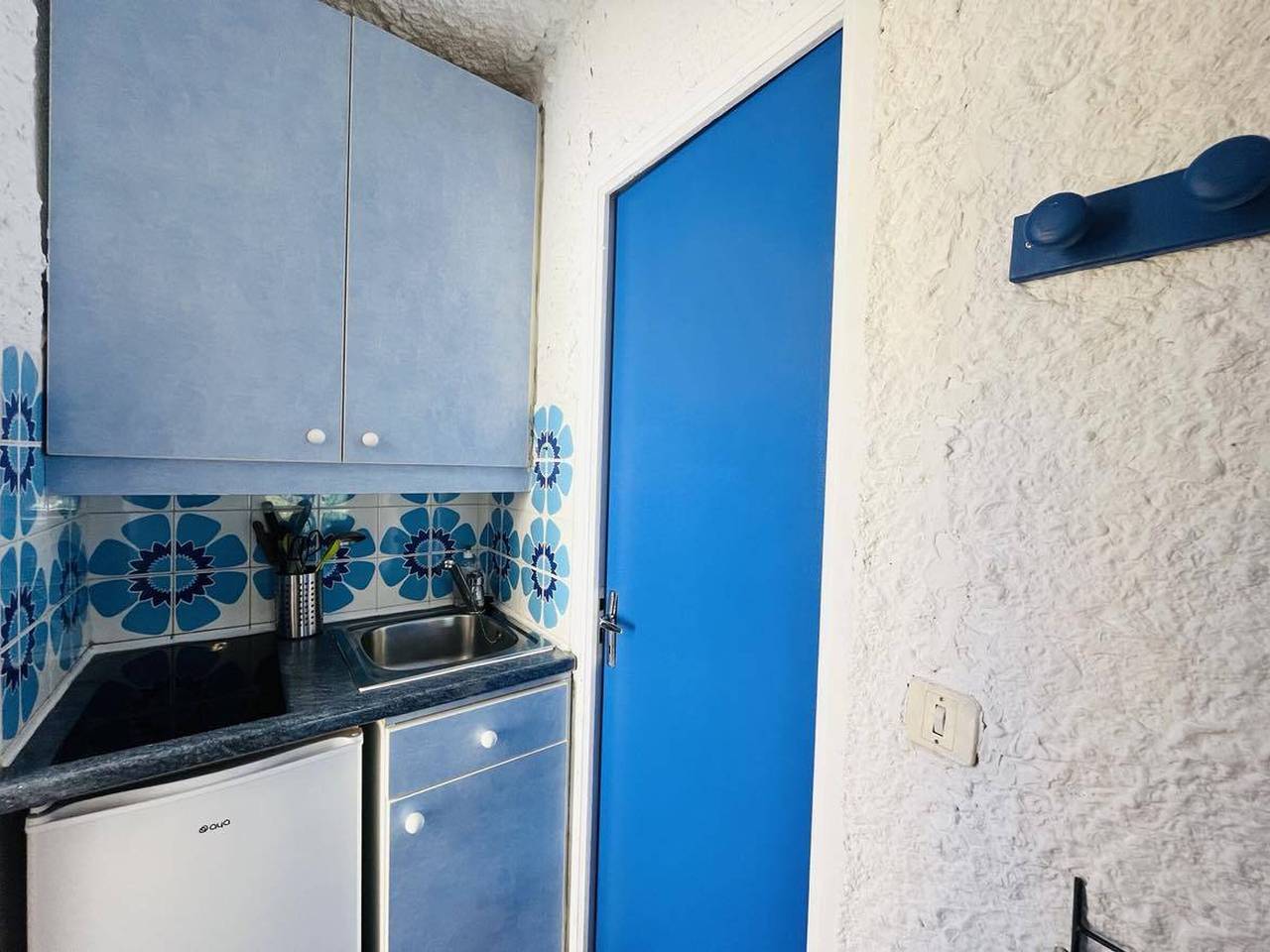 Entire apartment, Cozy studio with kitchenette - Near the beach in Sant Ambroggio, Lumio