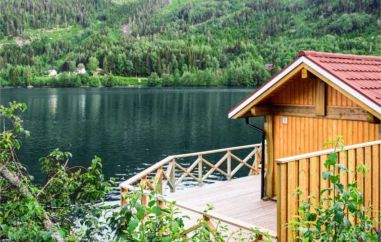 Ferienhaus für 5 Personen, mit Terrasse und Garten sowie Sauna und Seeblick in Norwegen - 2