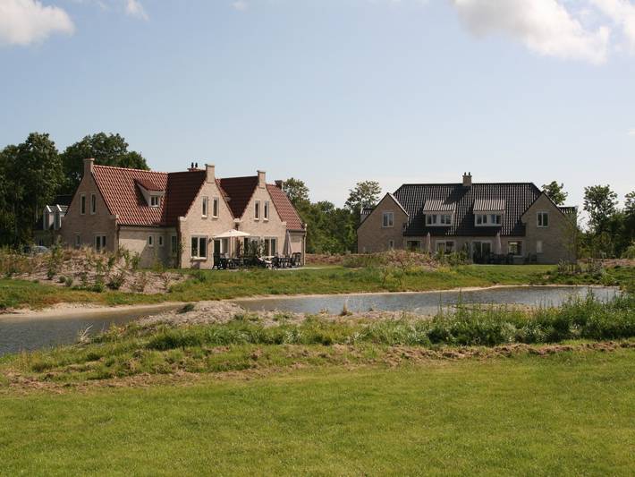 Villa voor 16 personen, with Terras and Tuin as well as Zwembad and Sauna in 