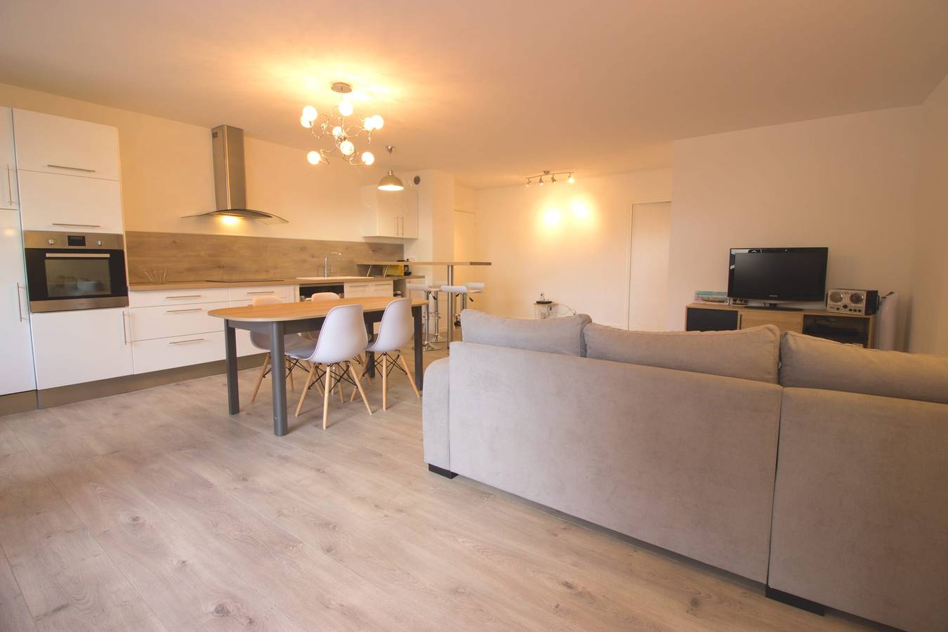 Apartamento entero, Juan les Pins City Center - 6 People in Juan-les-Pins, Antibes