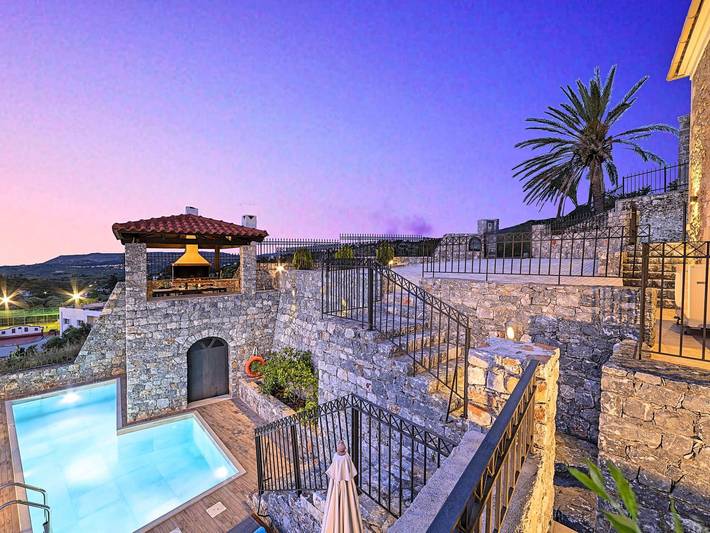 Ferienhaus für 10 Personen, mit Garten und Balkon