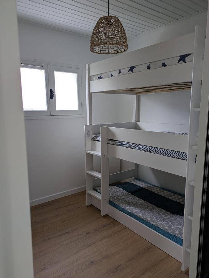 Location de vacances pour 8 personnes, avec jardin et terrasse dans Plage des sables d'or - 4