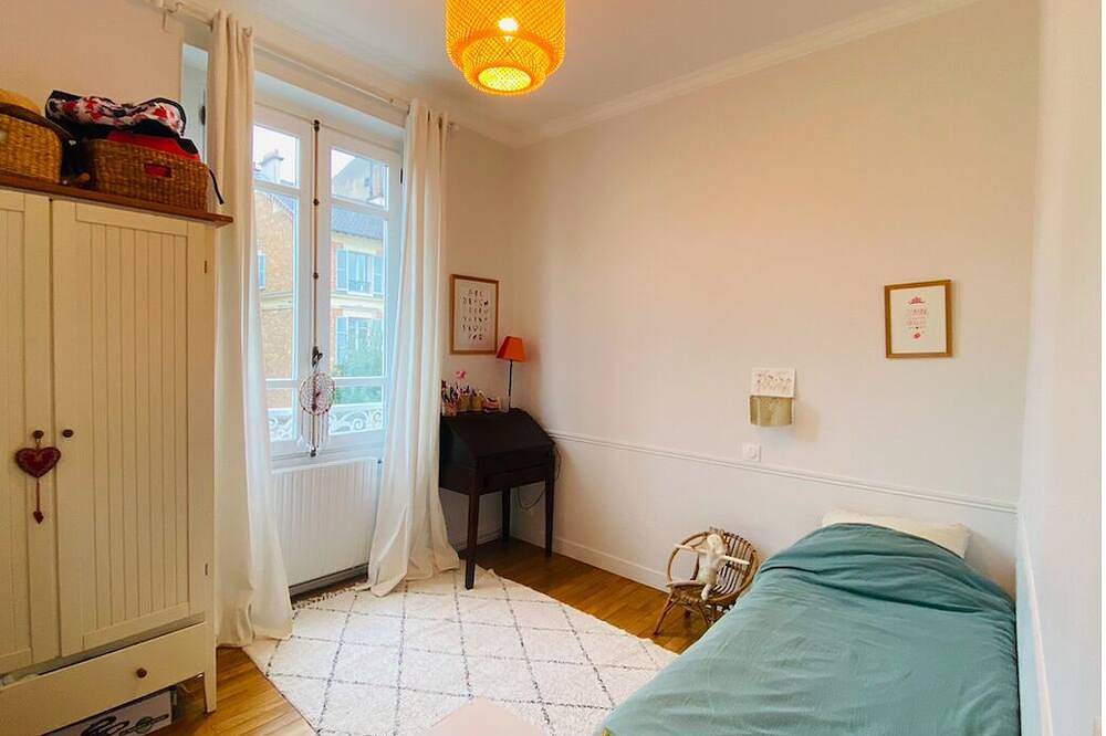 Entire apartment, Appartement Très Lumineux et Familial 95 m2, à 5 Minutes de la Gare Rive Droite in Versailles, Yvelines