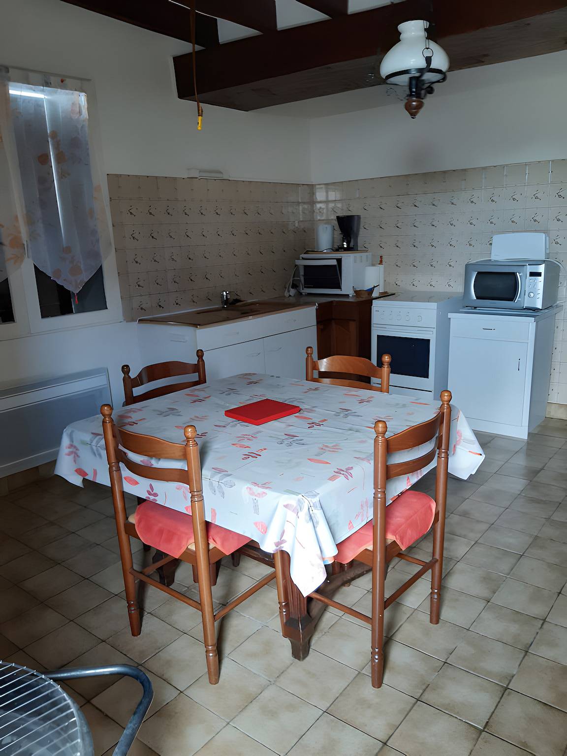 Maison de Vacances 'Gîte 264, Proche Zoo Beauval' avec Terrasse Privée et Jardin Privatif in Noyers-sur-Cher, Région de Romorantin-Lanthenay