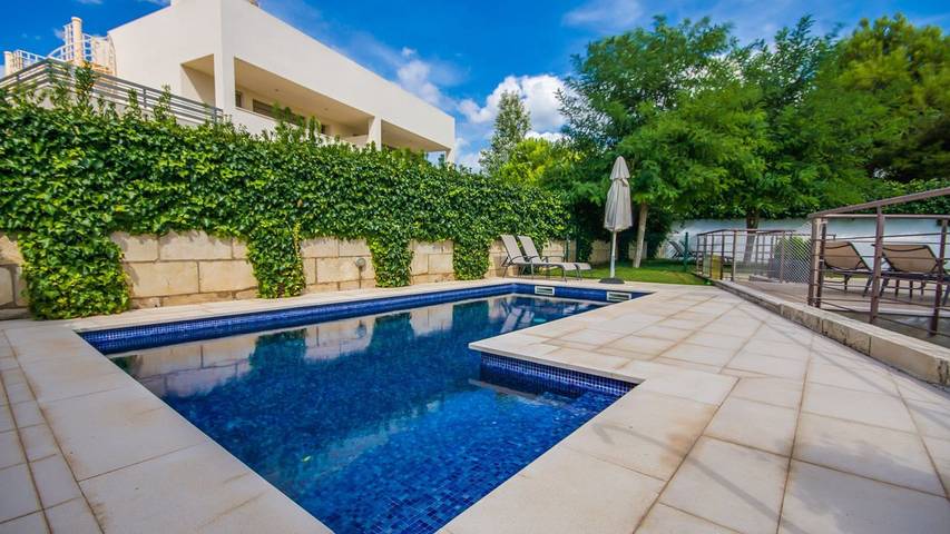 Ferienhaus mit Meerblick für 8 Personen, mit Pool und Terrasse sowie Garten in Playa de Muro