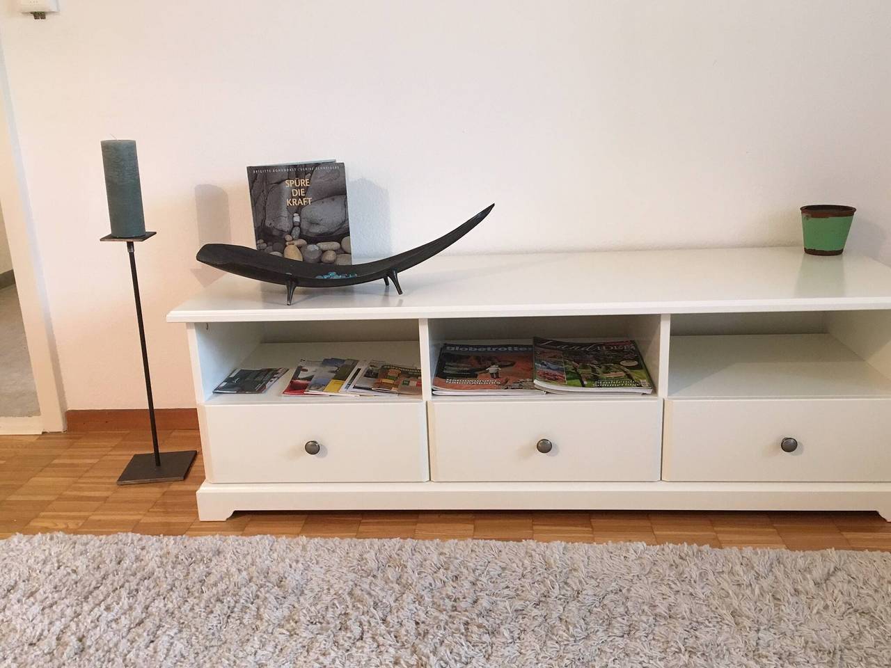 Ganze Wohnung, 2 Zimmer mit Balkon, zentrale, ruhige Lage in St. Gallen, Zürich Voralpen