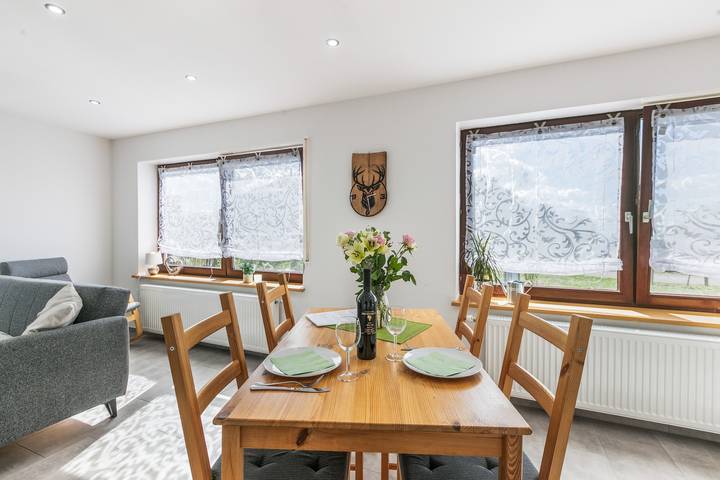 Ganze Wohnung, Ferienwohnung An der Kapelle - Bergblick / Massage / Rheinblick / Garten / Terrasse / Wlan / Modern in Rickenbach, Südschwarzwald