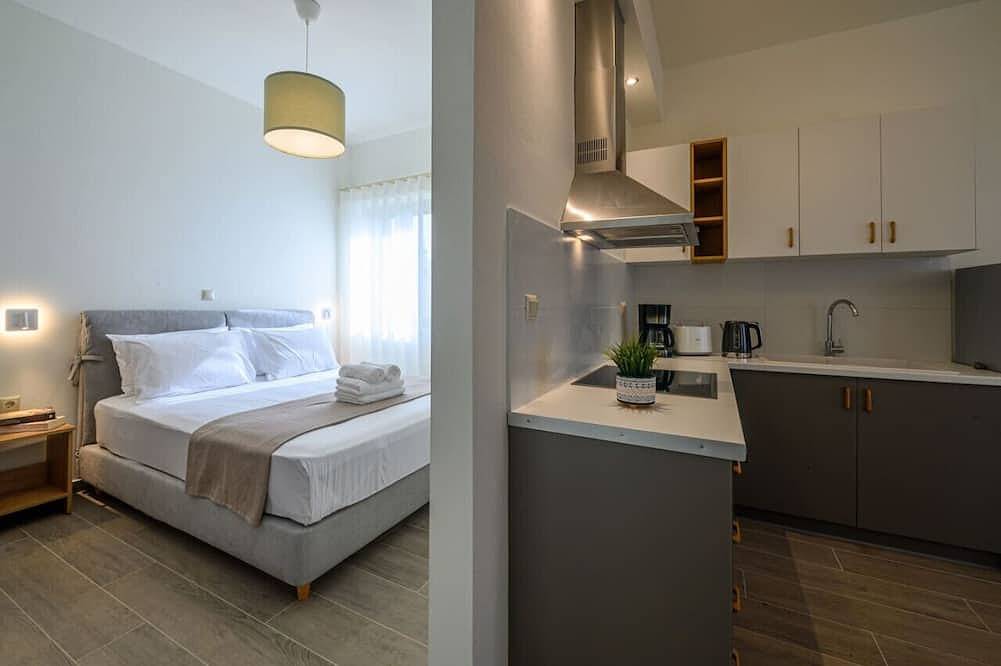 Ganze Wohnung, Ipso kardamyli Skinos in Kardamyli, Messenien