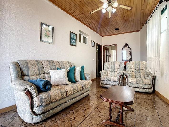 Location de vacances pour 6 personnes, avec Balcon ainsi que Jacuzzi et Terrasse à Caniçal - 3