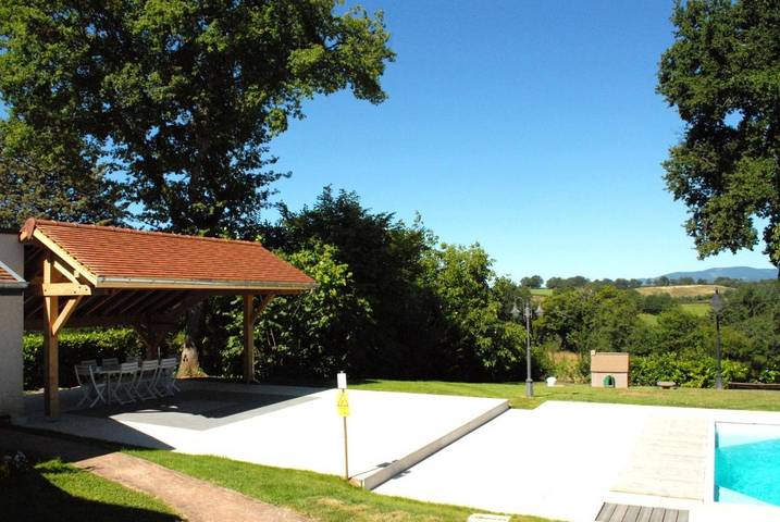 Ferienhaus für 14 Personen, mit Ausblick und Garten sowie Pool und Seeblick in Burgund - 4