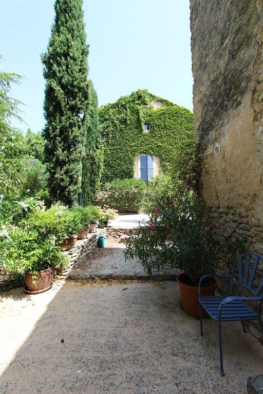 Gite Petit Luberon, provence et nature, séjours de rêve in Cabrières-d'Avignon, Parc naturel régional du Luberon