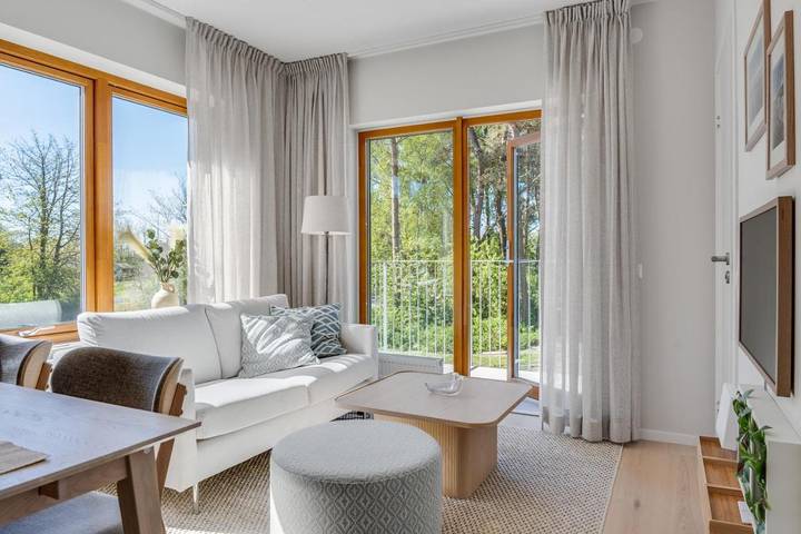 Ferienhaus für 6 Personen, mit Balkon und Terrasse sowie Pool und Sauna in Beddingestrand