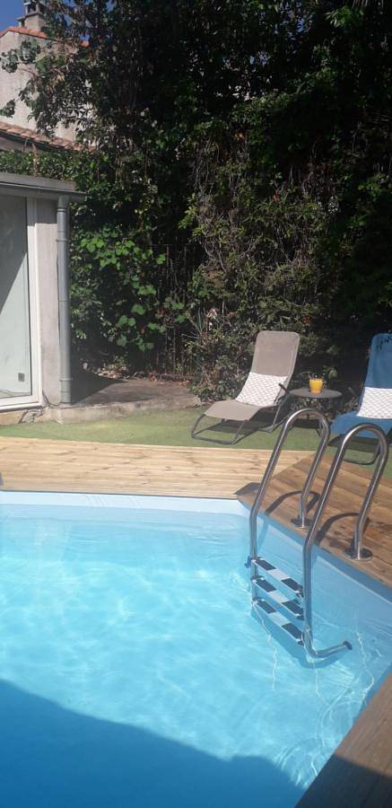 Maison de vacances pour 3 personnes, avec jardin et piscine