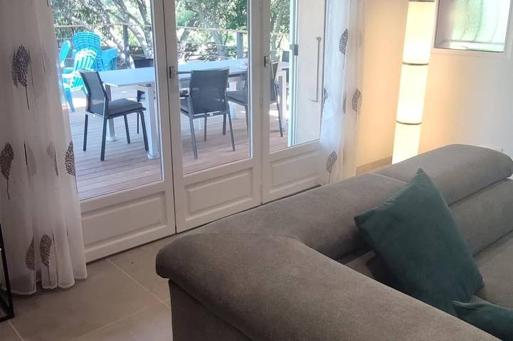 Location de vacances pour 6 personnes, avec terrasse et jardin à Sotta - 3