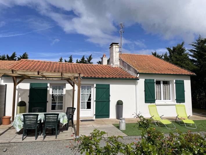 Gîte pour 4 personnes, avec jardin et terrasse